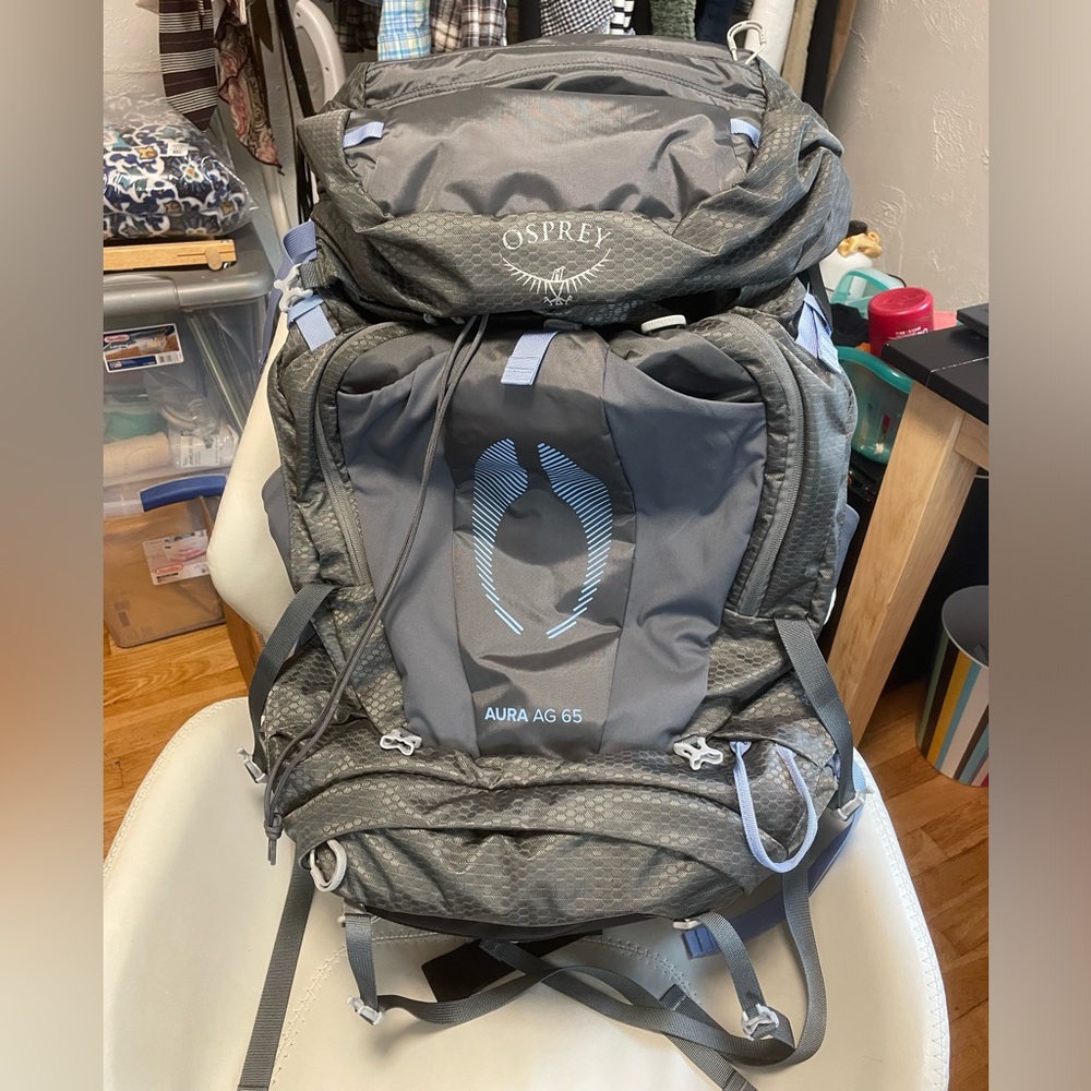 Osprey Aura AG 65 anti-gravity women's backpack, size XS/S, 62 liters